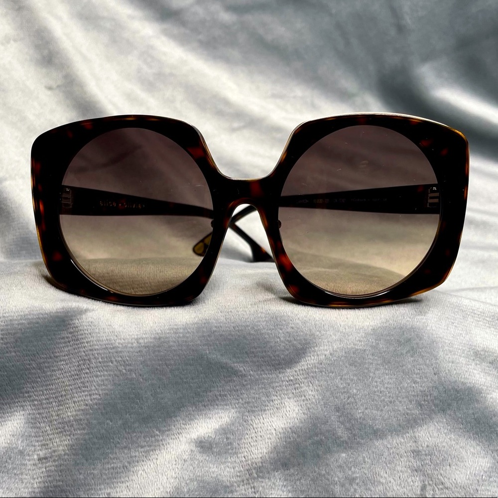 Alice + Olivia Canton Square Sunglasses - Picture 3 of 12